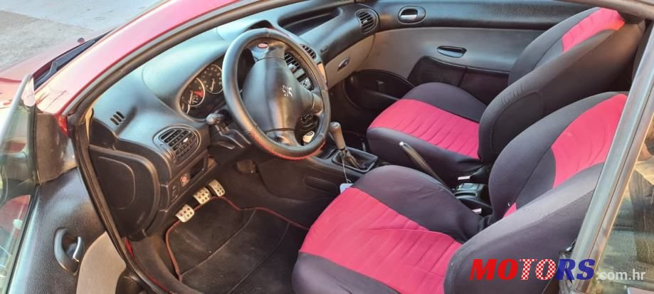 2003' Peugeot 206 photo #3