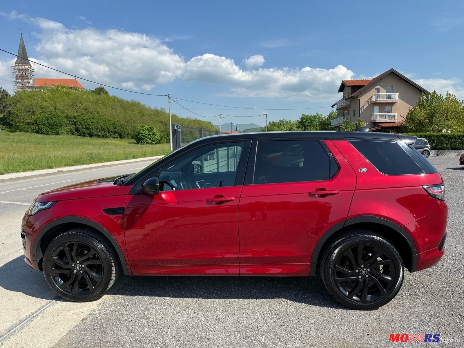 2016' Land Rover Discovery Sport photo #5