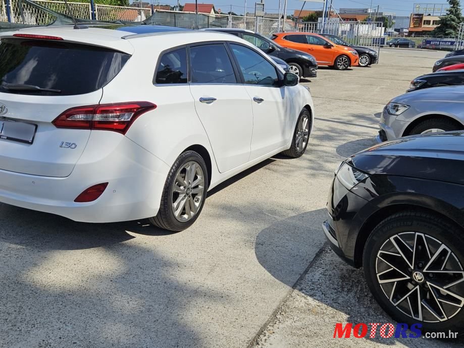 2015' Hyundai i30 1,6 Crdi photo #4
