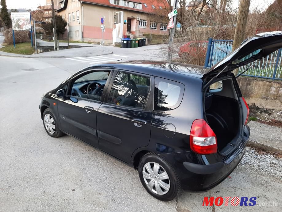 2003' Honda Jazz 1,2 I photo #1