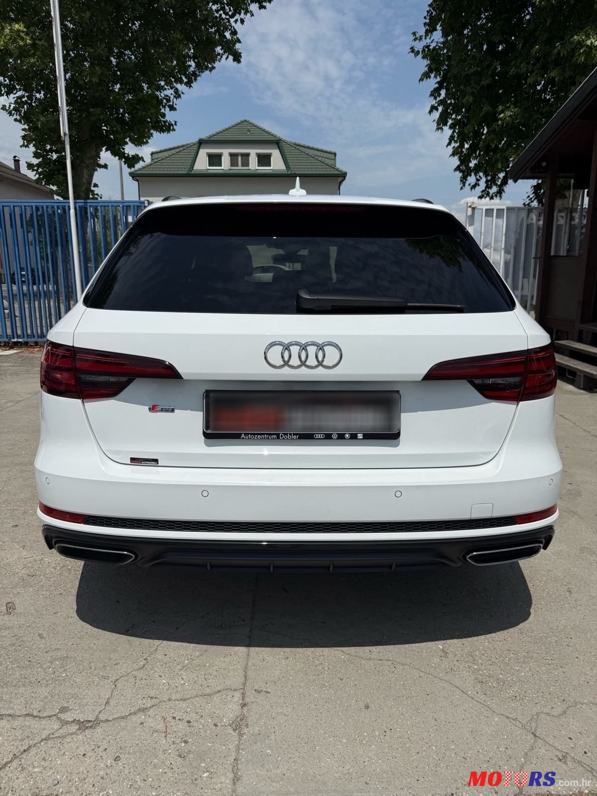 2019' Audi A4 Avant photo #5