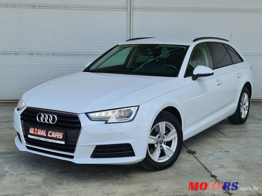 2018' Audi A4 Avant photo #1