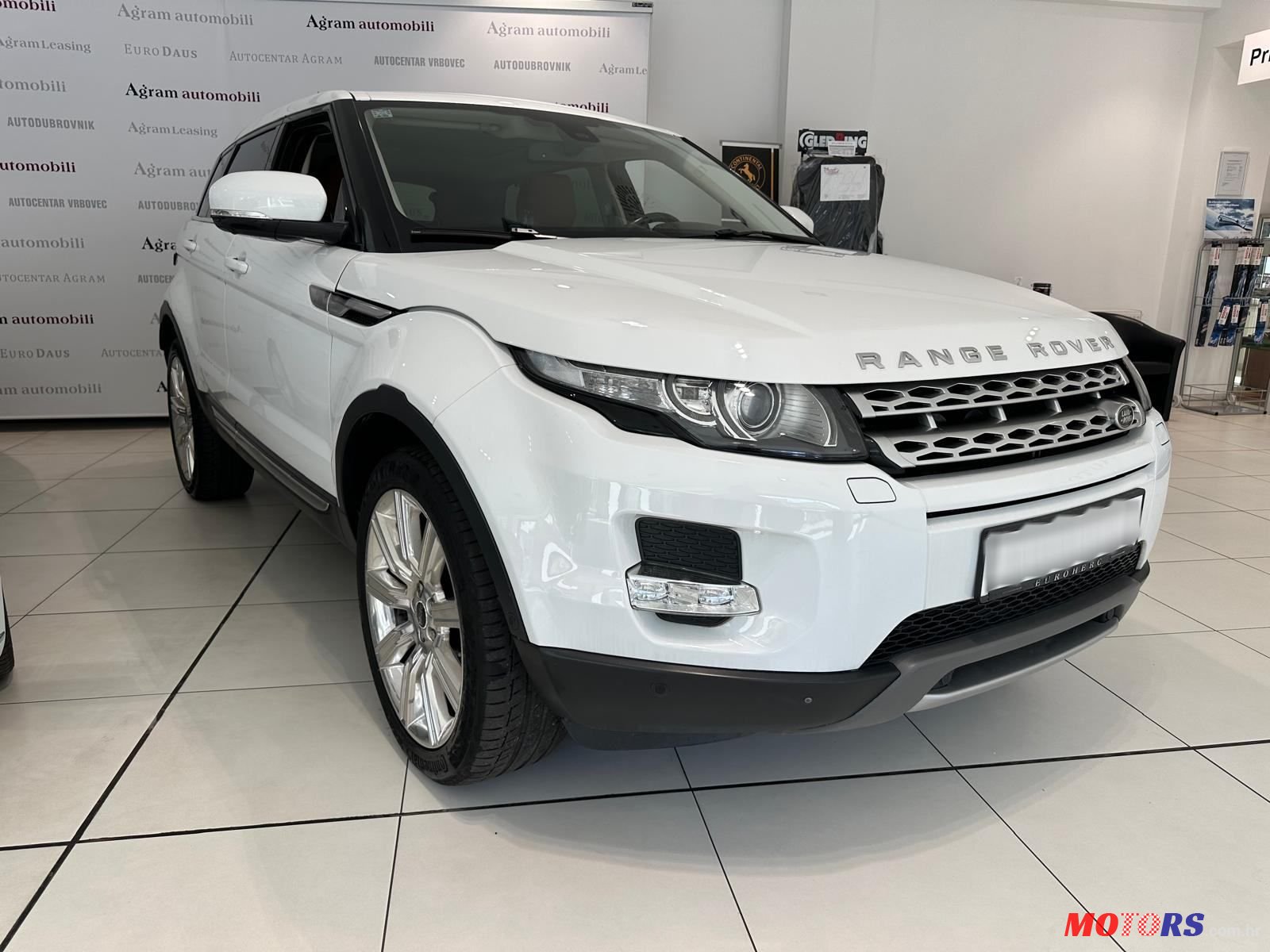 2012' Land Rover Range Rover Evoque 2.2 Sd4 photo #2