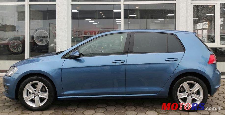 2012' Volkswagen Golf VII 1.6 Tdi photo #1