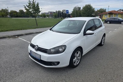 2011' Volkswagen Golf VI 1,6 Tdi