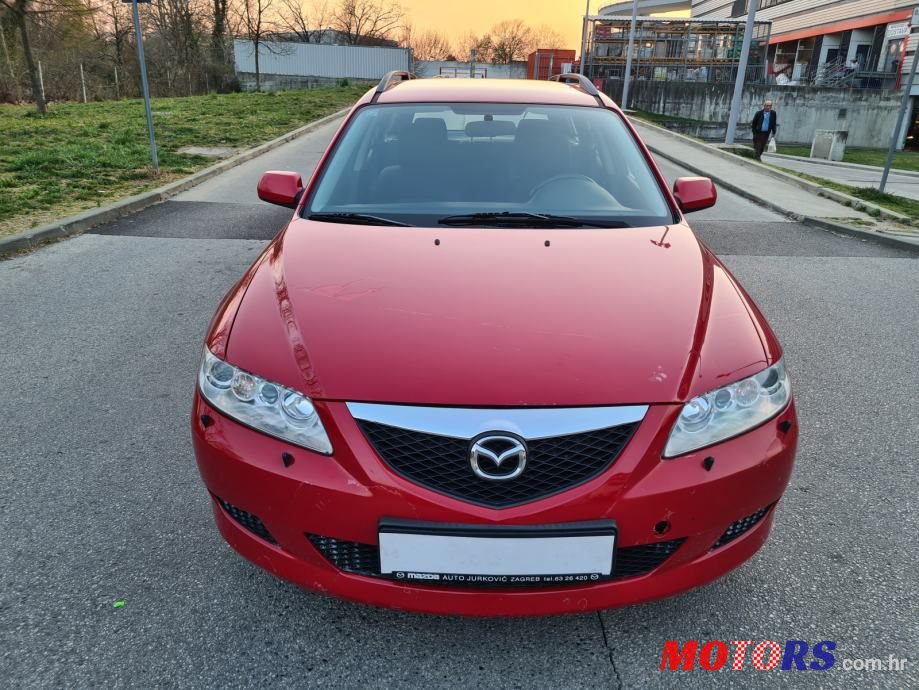 2004' Mazda 6 Sport Combi photo #3