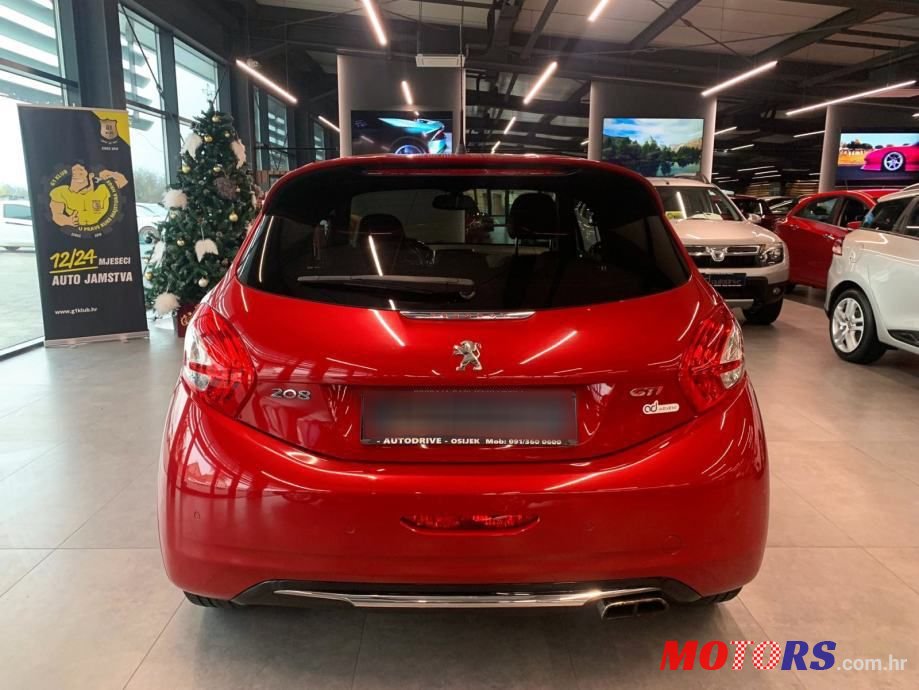 2014' Peugeot 208 photo #5