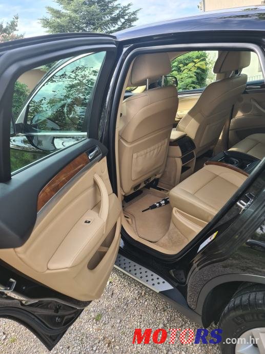 2008' BMW X6 50i photo #3