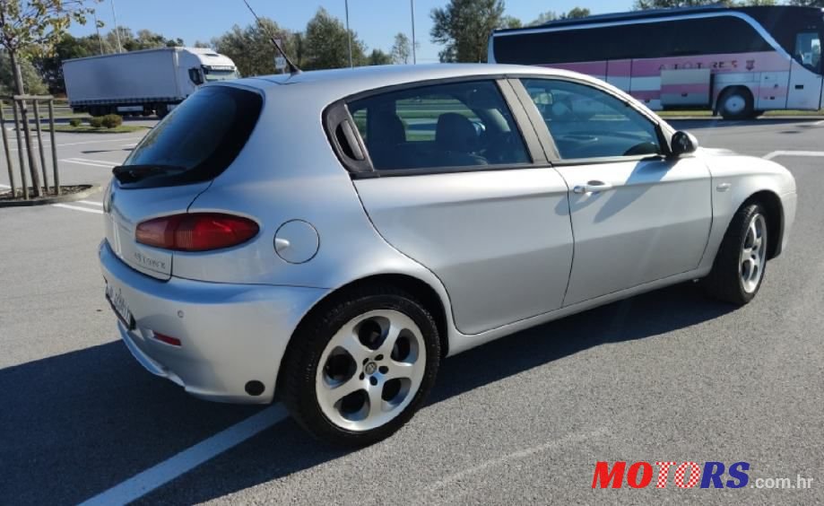 2007' Alfa Romeo 147 photo #4