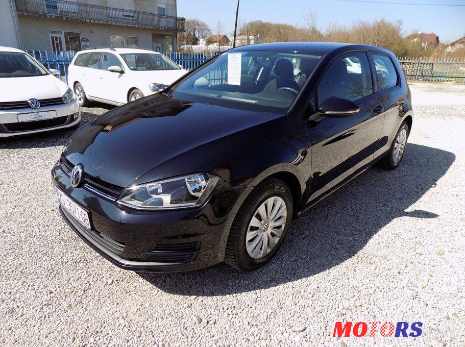 2013' Volkswagen Golf VII 1,6 Tdi Bmt photo #1