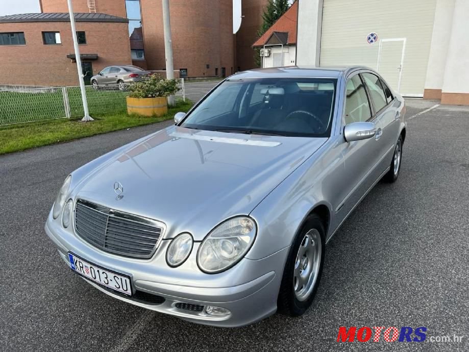 2002' Mercedes-Benz E-Klasa 220 Cdi photo #1