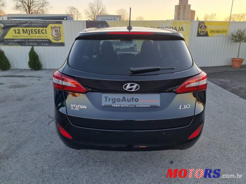 2016' Hyundai i30 photo #3