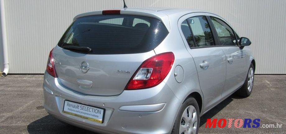 2013' Opel Corsa photo #1