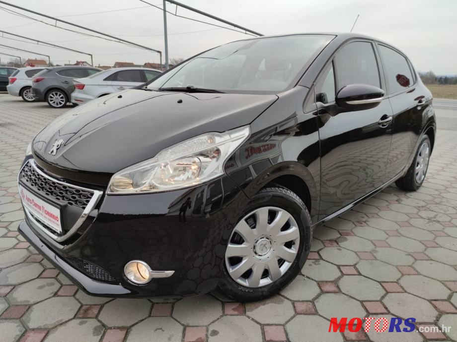 2015' Peugeot 208 photo #1