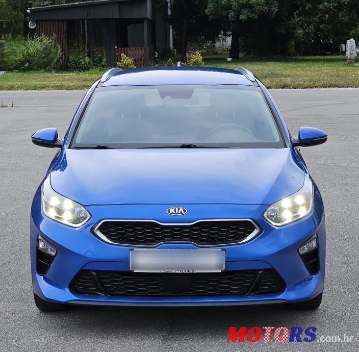 2020' Kia Ceed Sportswagon photo #2
