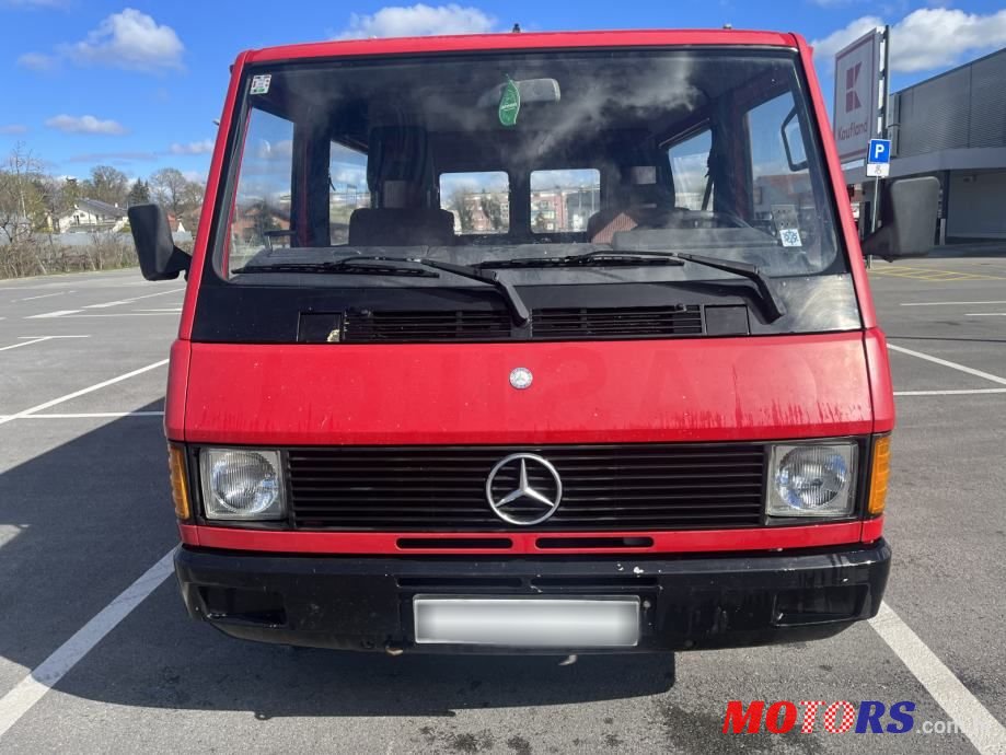 1994' Mercedes-Benz Mb-100 photo #4