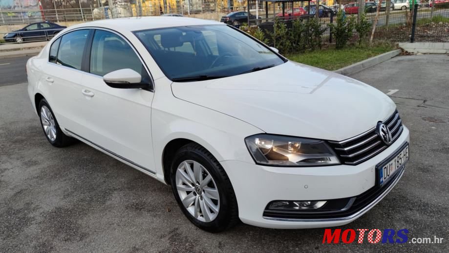 2014' Volkswagen Passat 1,6 Tdi Bmt photo #1