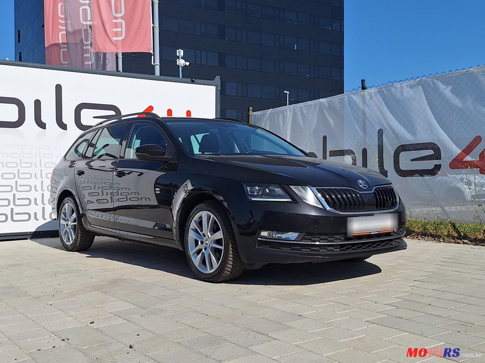 2019' Skoda Octavia Combi photo #2