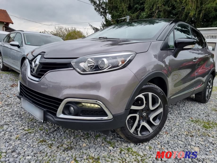 2017' Renault Captur Tce photo #1