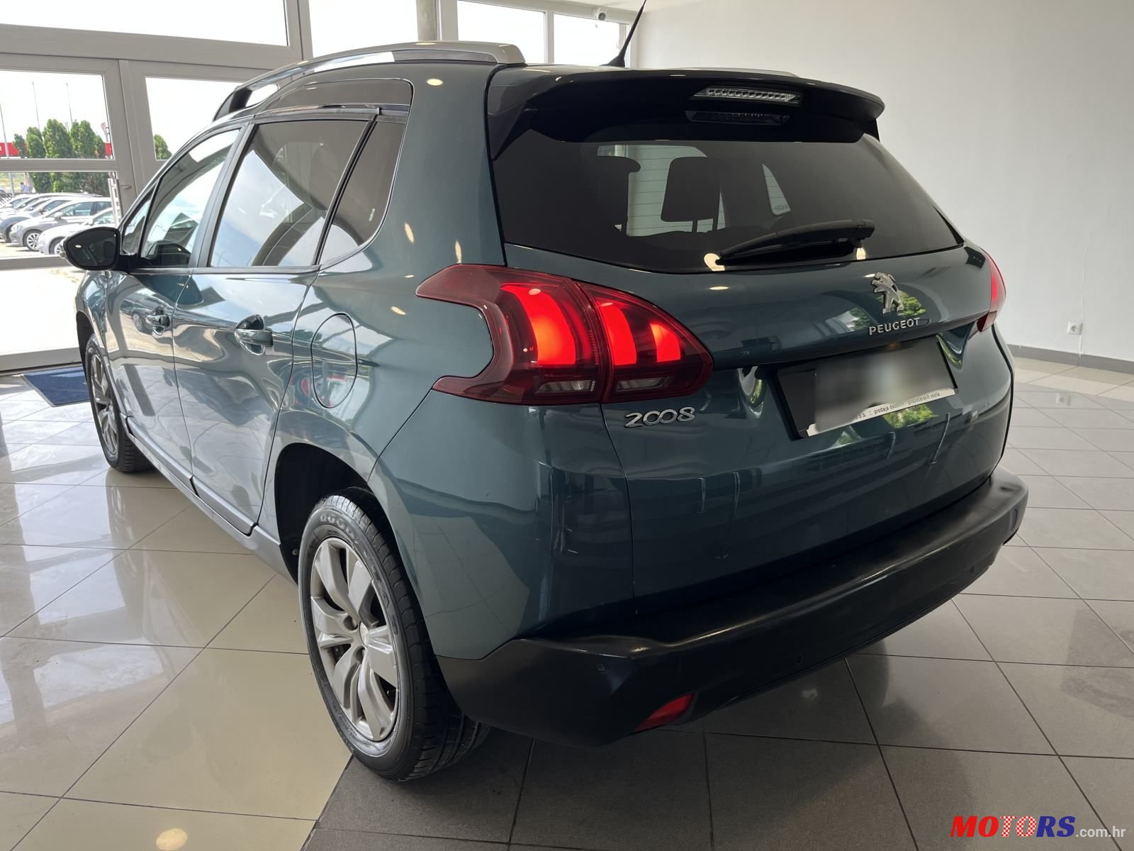 2017' Peugeot 2008 1,6 Bluehdi photo #4