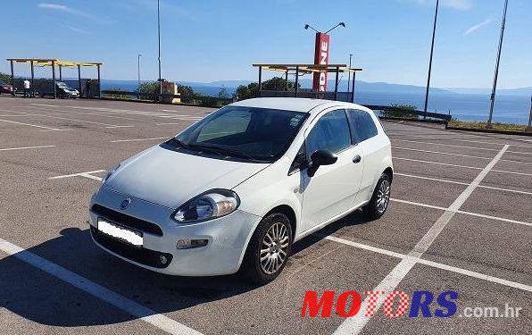 2012' Fiat Punto Evo 1,3 Multijet 16V photo #1