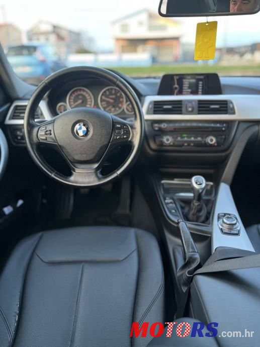 2012' BMW Serija 3 318D photo #6