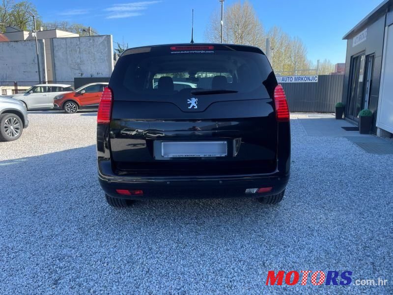 2013' Peugeot 5008 1,6 Hdi photo #5