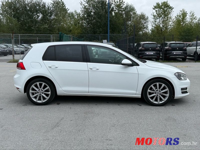 2013' Volkswagen Golf VII 1,6 Tdi Bmt photo #5