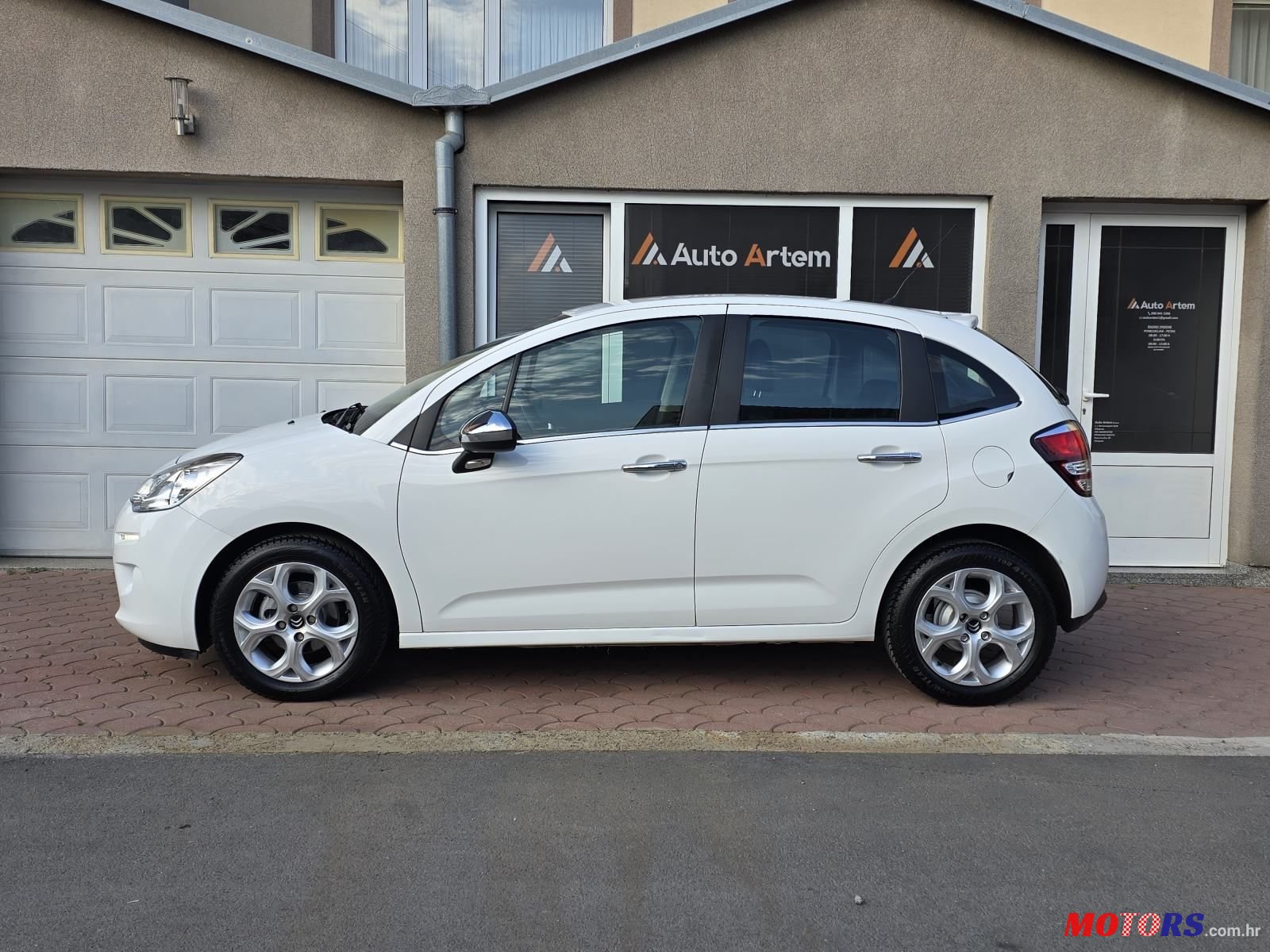 2014' Citroen C3 1,2 Vti photo #2