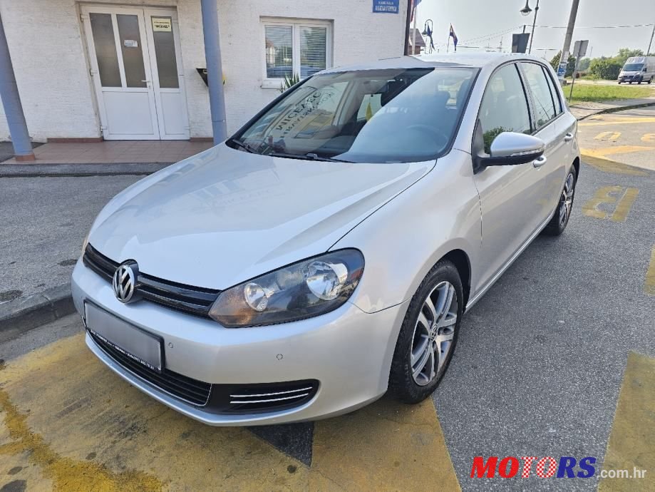 2011' Volkswagen Golf VI photo #3