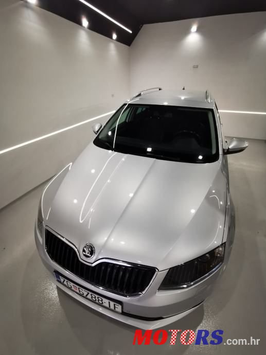2016' Skoda Octavia Combi photo #2