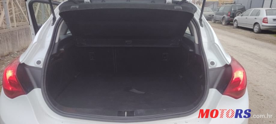 2014' Opel Astra Atestiran photo #5