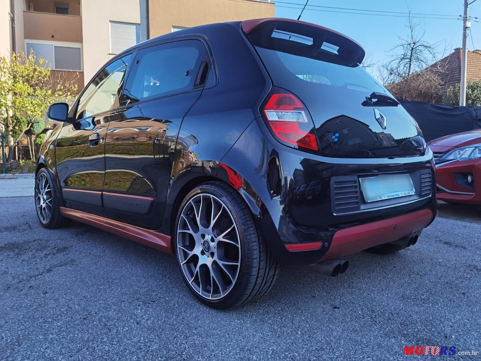 2015' Renault Twingo Tce 90 photo #6