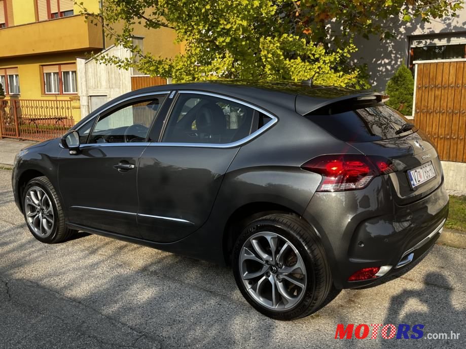2012' Citroen DS4 Sport photo #3