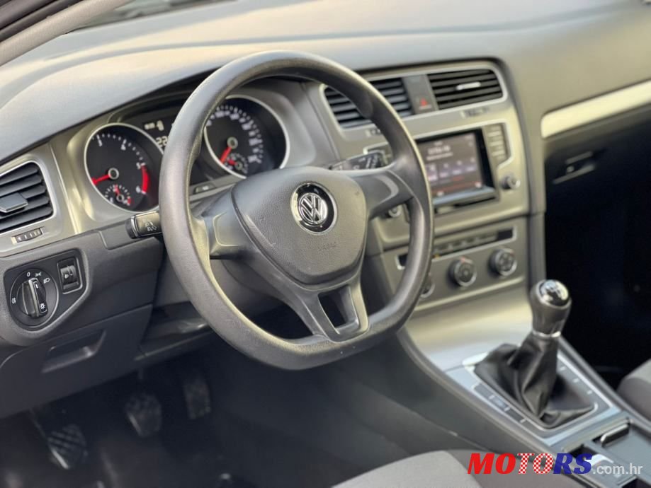 2013' Volkswagen Golf VII 1,6 Tdi Bmt photo #5