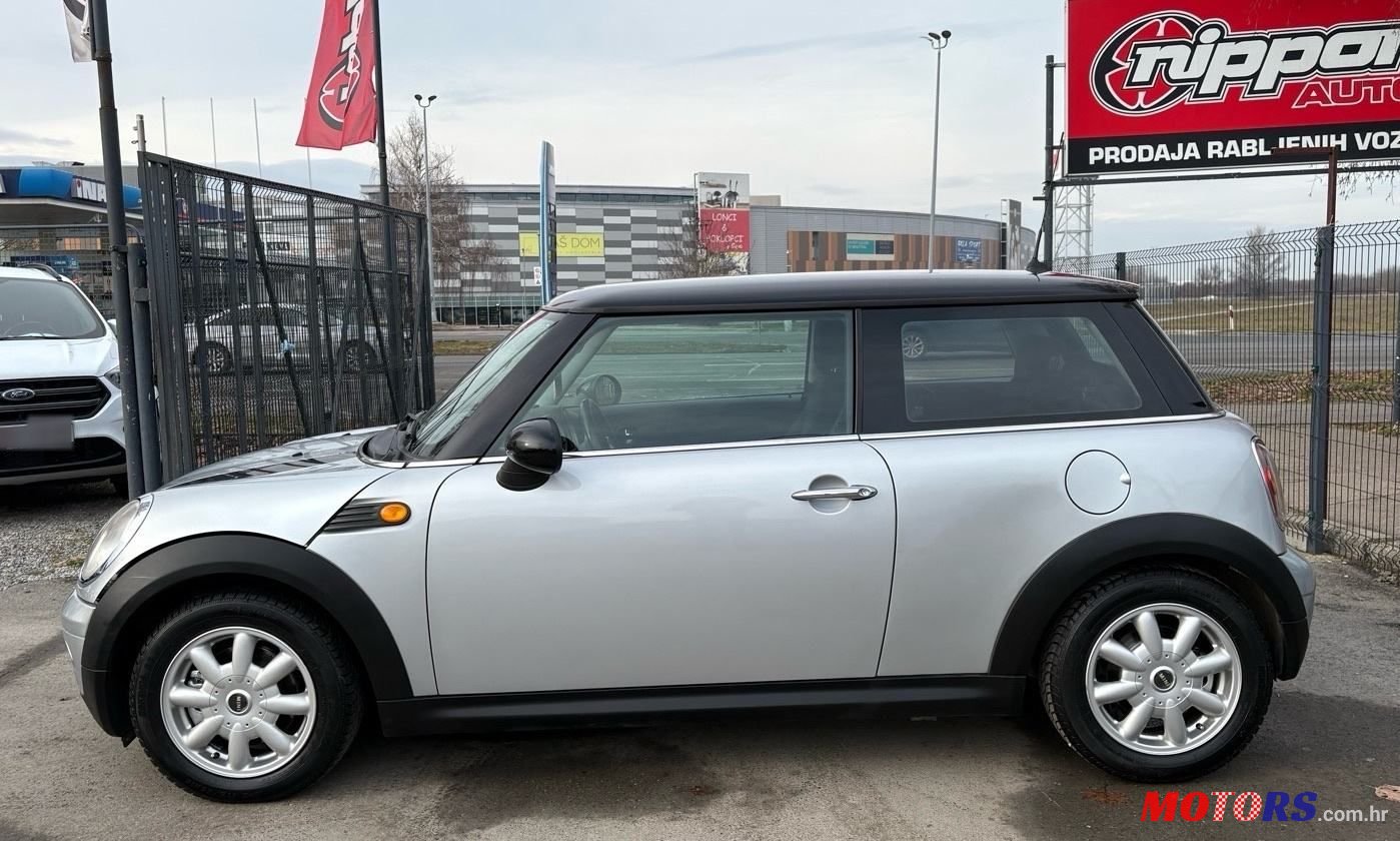 2009' MINI Cooper 1.6 photo #4