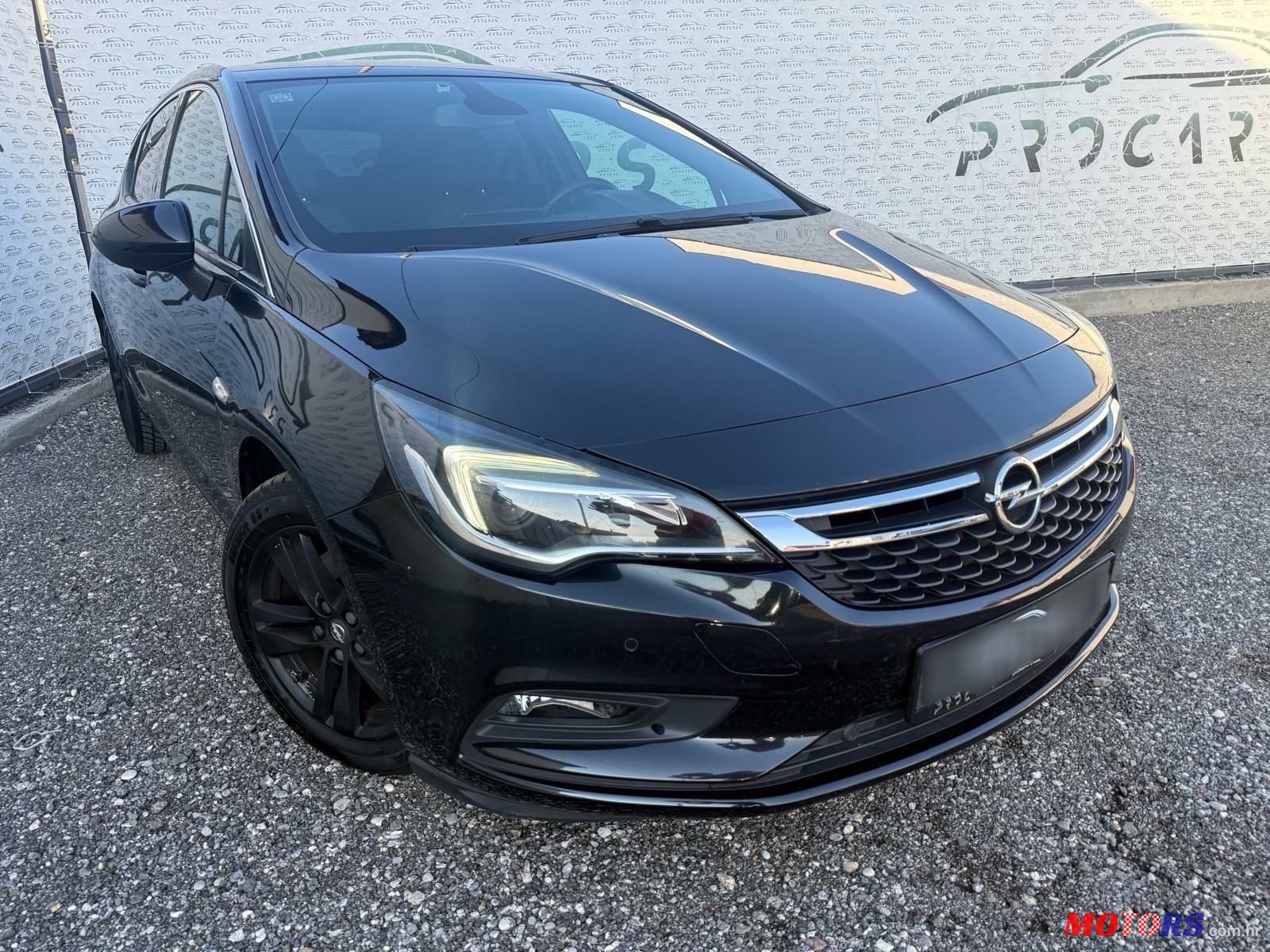 2016' Opel Astra 1,6 Cdti photo #1