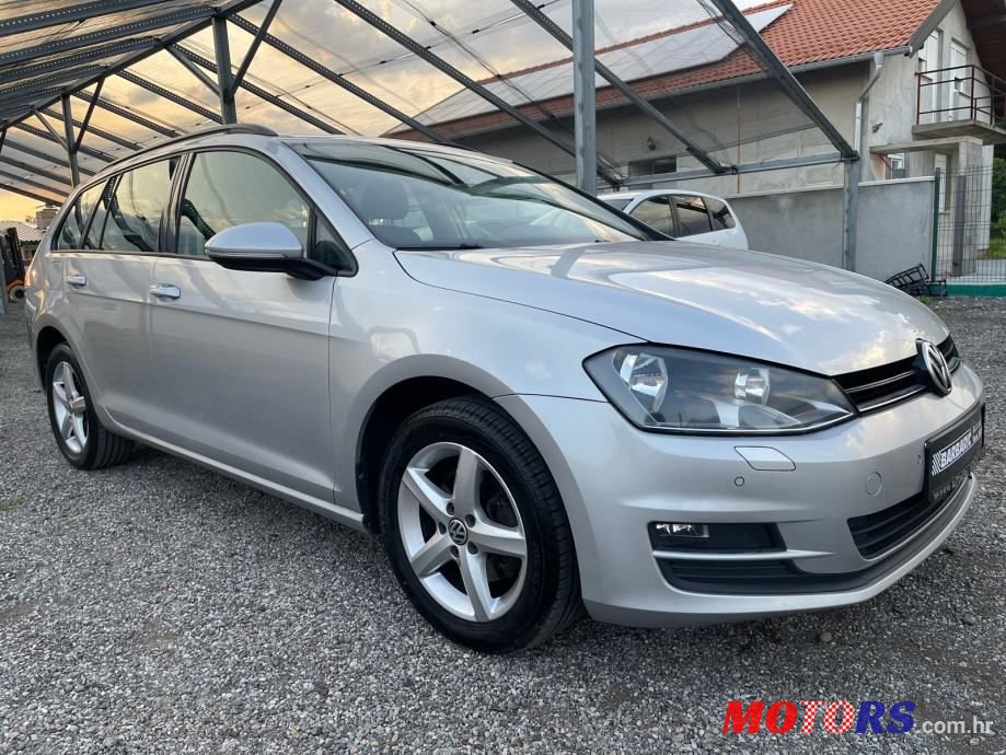 2014' Volkswagen Golf 7 Variant photo #3