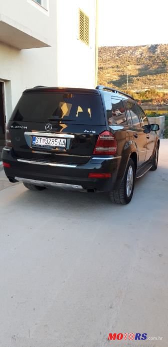 2008' Mercedes-Benz Gl photo #2