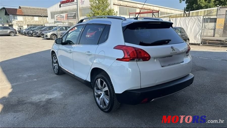 2015' Peugeot 2008 1,2 photo #4