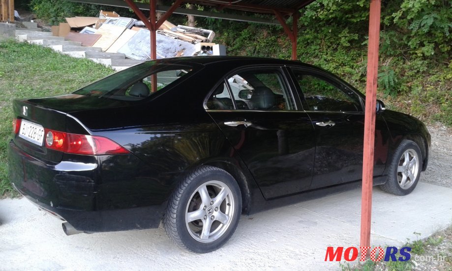 2004' Honda Accord photo #2