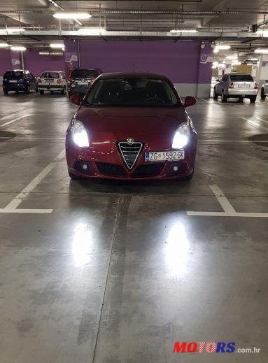 2011' Alfa Romeo Giulietta 2,0 photo #1