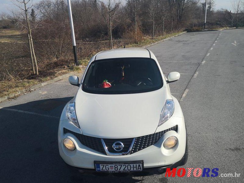 2010' Nissan Juke 1,6 photo #1