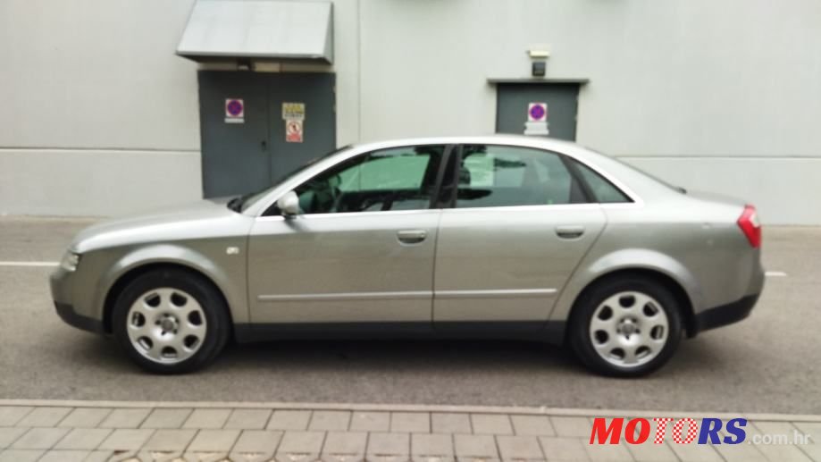 2002' Audi A4 photo #2