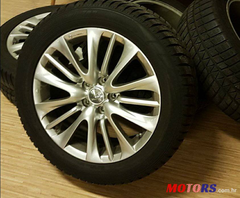 2015' Infiniti Q photo #2