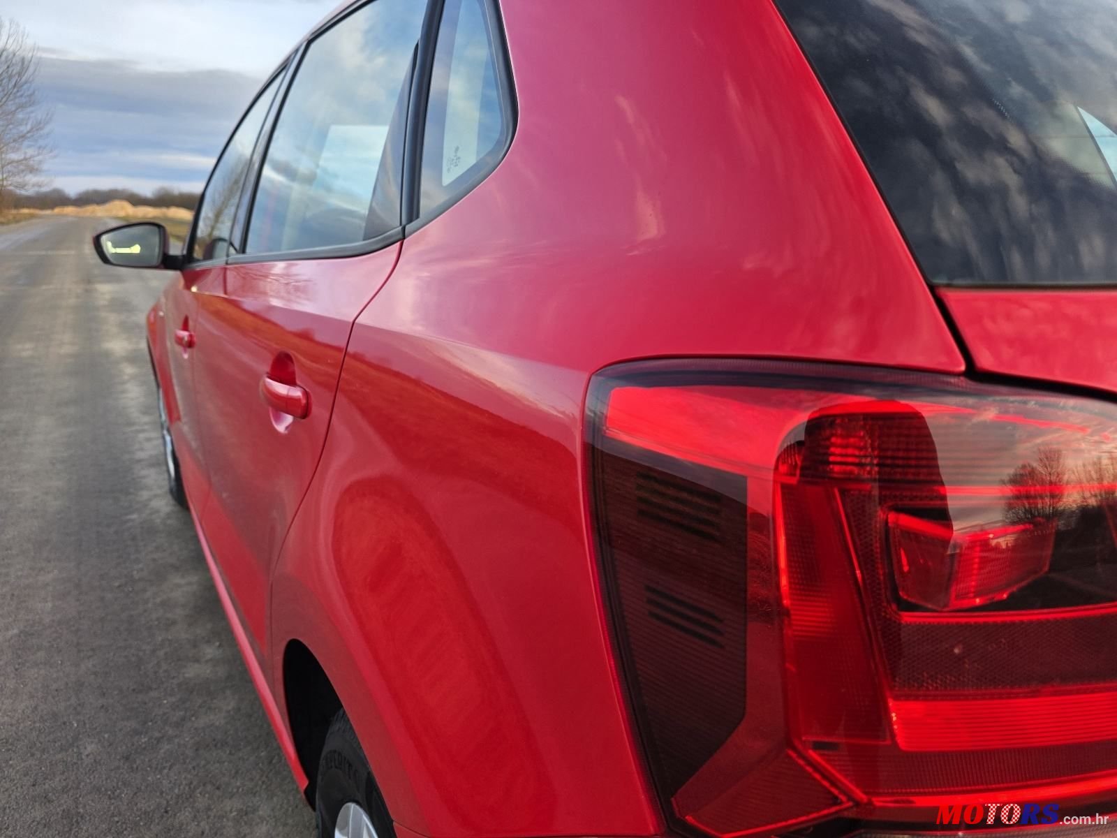 2015' Volkswagen Polo 1,0 photo #5