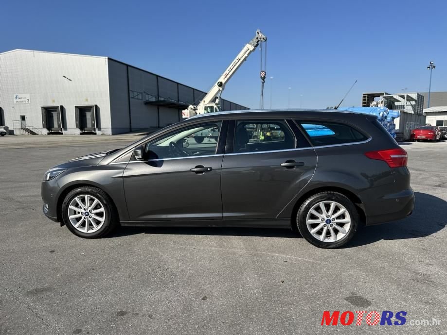 2015' Ford Focus Karavan photo #5
