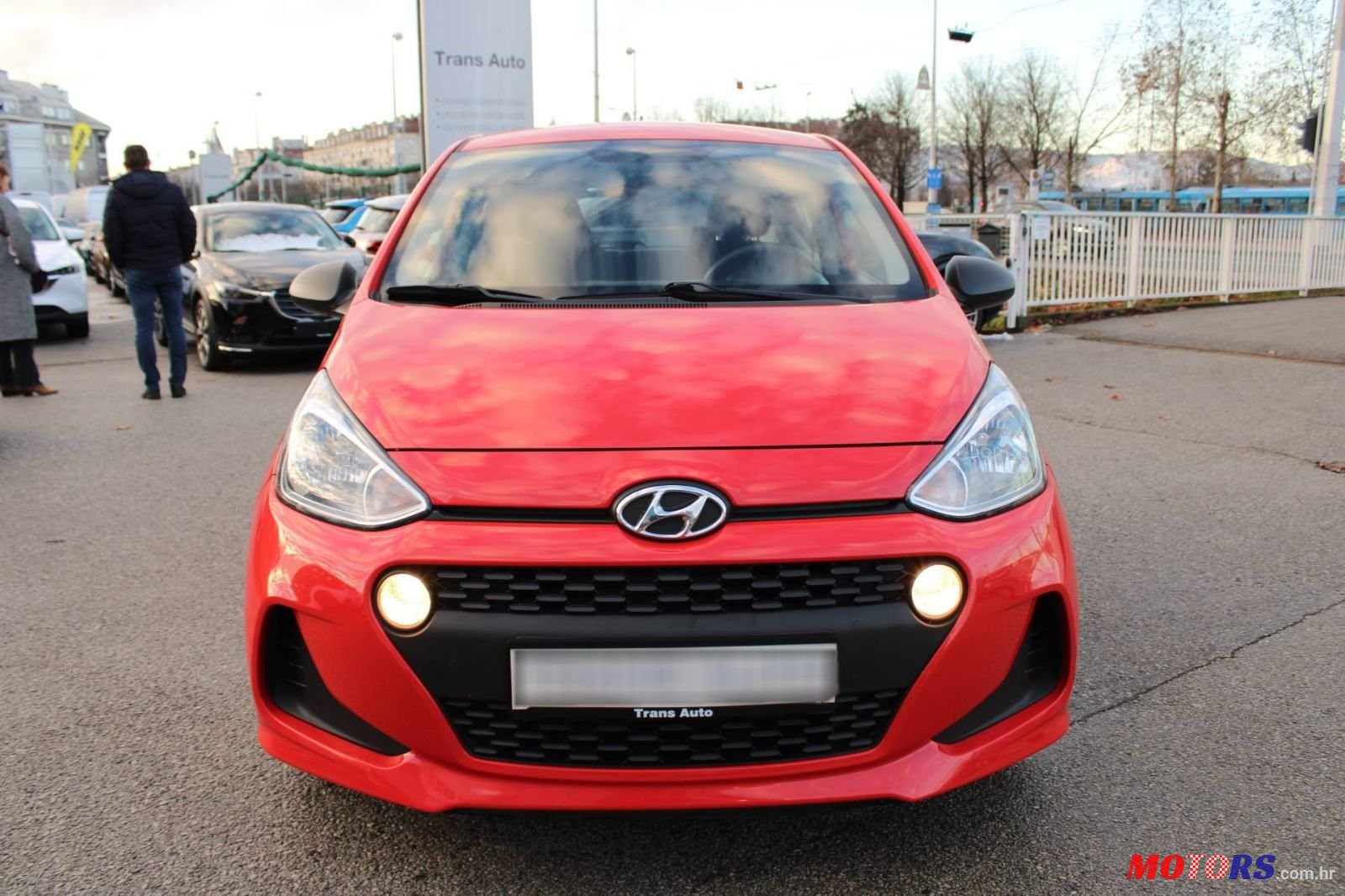 2019' Hyundai i10 1.0 photo #2