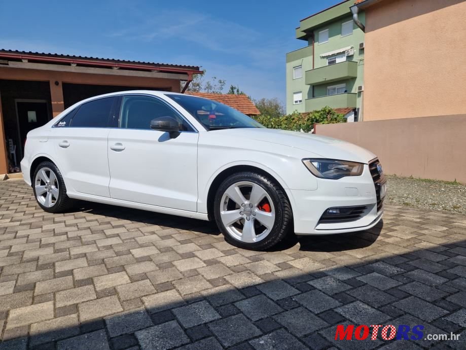 2015' Audi A3 1,6 Tdi Sport photo #2