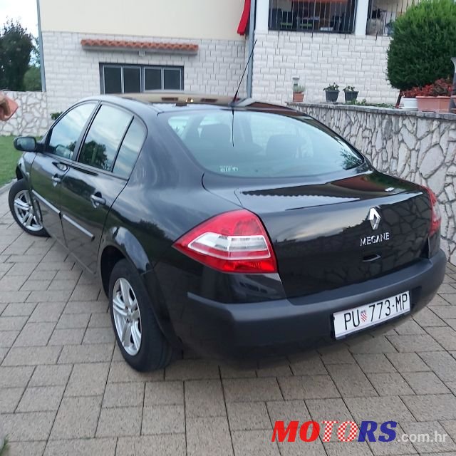 2009' Renault photo #4